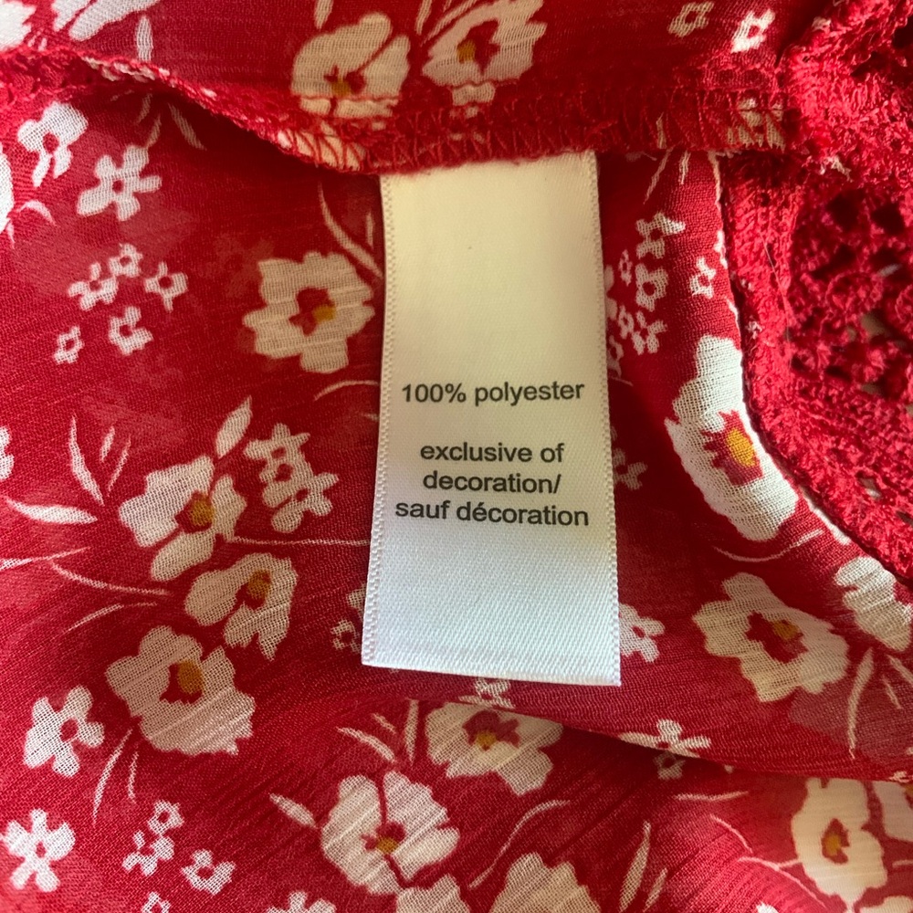Maurice’s Red Floral Kimono with lace trim - Picture 7 of 8